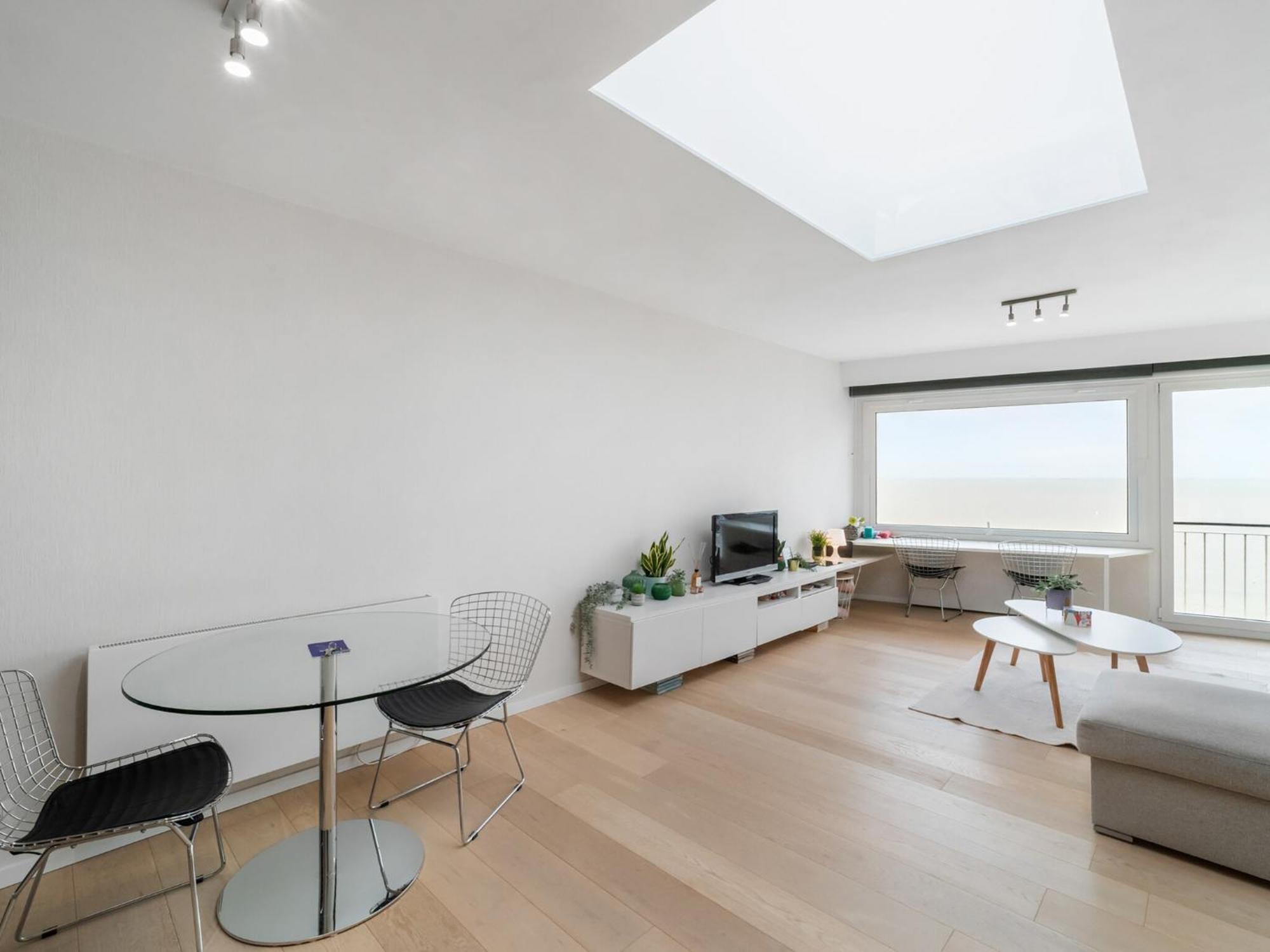 Attractive With A Sea-view, Cleaning Included Appartement Blankenberge